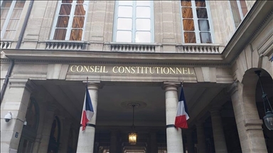French legal experts ask Constitutional Council to annul decree for snap legislative elections