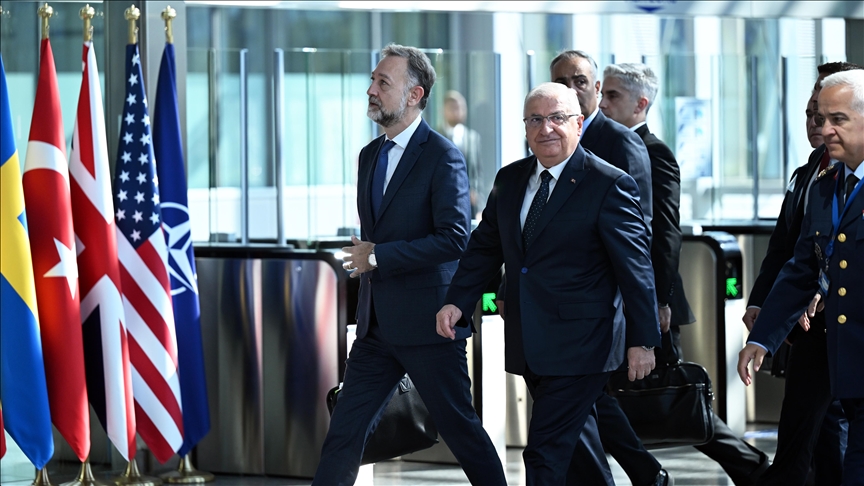 Turkish defense minister holds meetings at NATO Headquarters