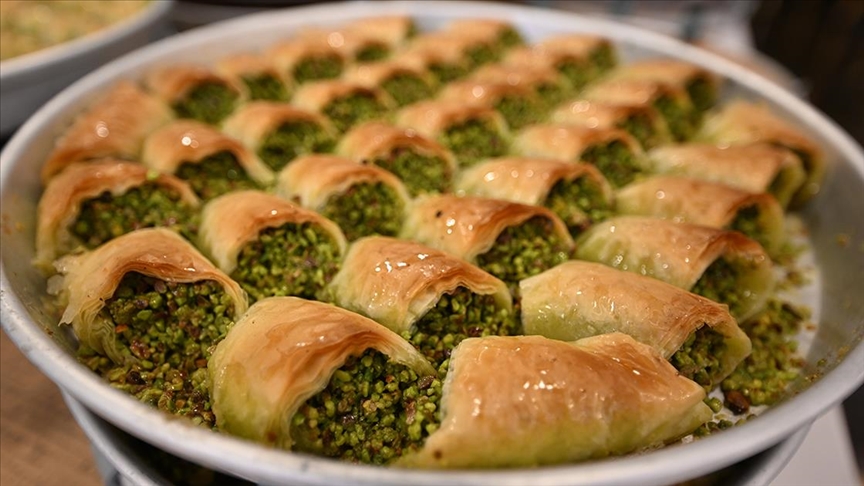 Gaziantepli baklavacıların bayram mesaisi sürüyor