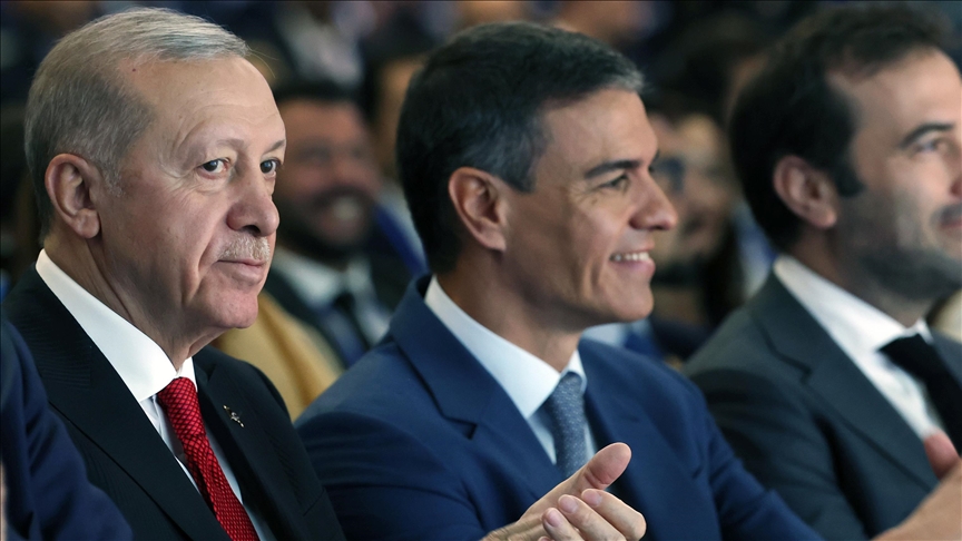 El presidente del Gobierno español califica a Türkiye de «gran socio económico» y elogia los avances económicos que ha logrado