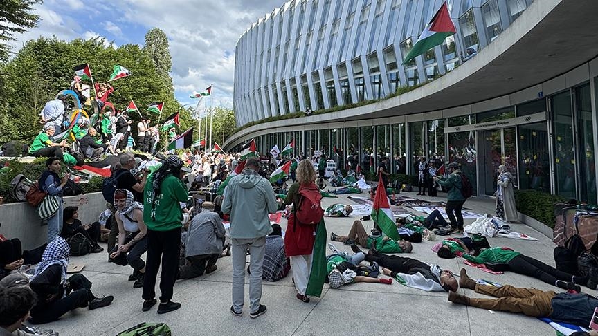 سويسرا.. مؤيدون لفلسطين يطالبون بمنع إسرائيل من أولمبياد باريس 2024