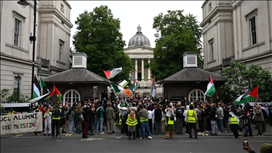Rally held in London over suspension of students protesting Gaza war