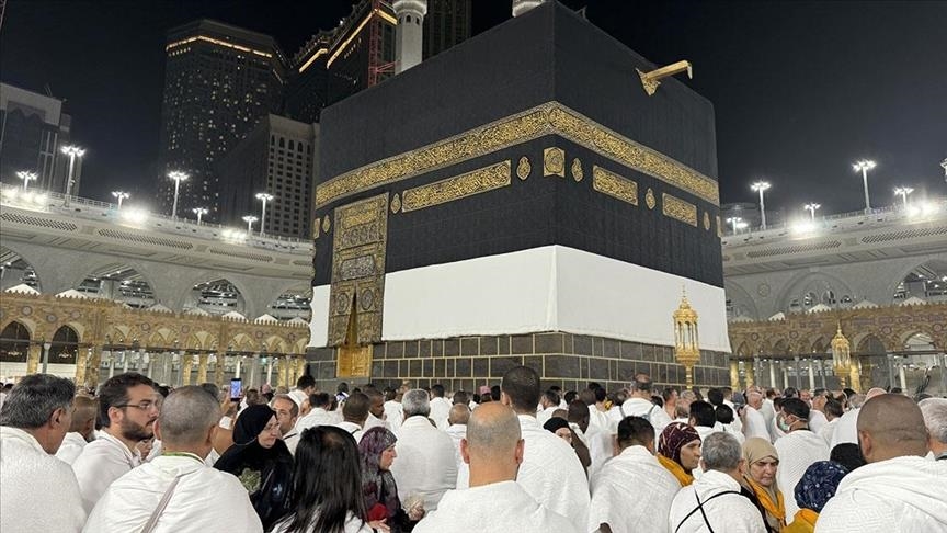 Mbi 2 milionë muslimanë fillojnë pelegrinazhin vjetor të Haxhit