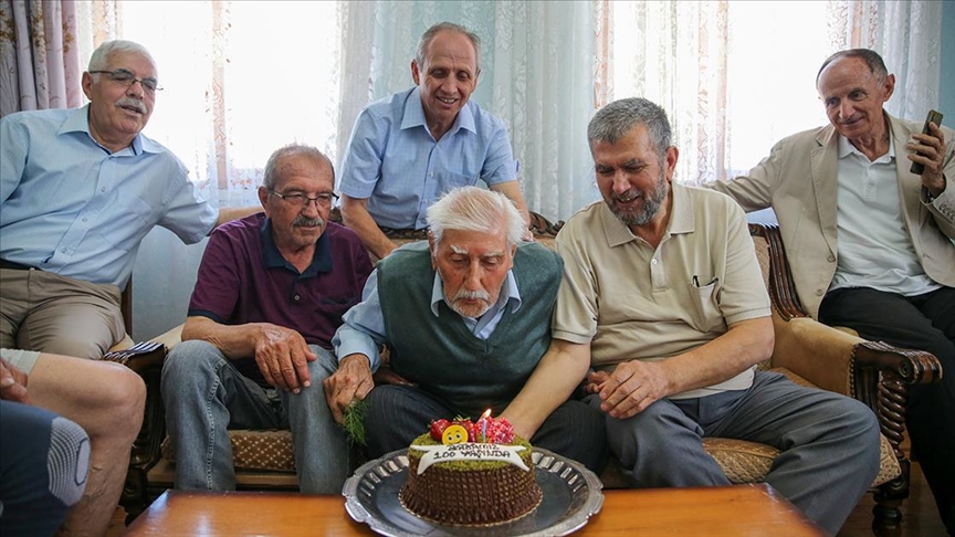 Yurttaki çocukları "Mehmet Ali babalarını" unutmuyor