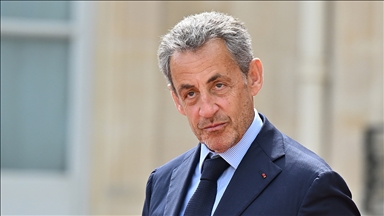 Fransa'nın eski cumhurbaşkanı Sarkozy, Macron'un erken seçim kararını eleştirdi 