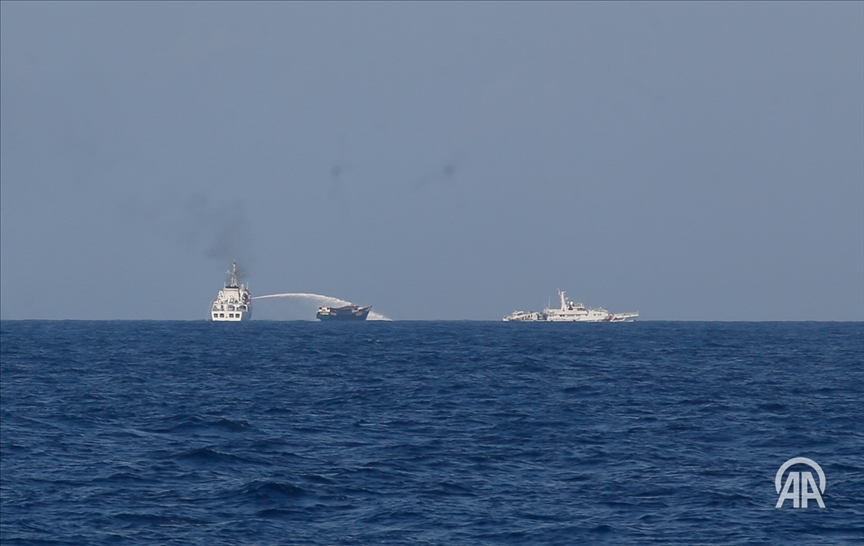 Chinese coast guard 'searches' Philippines vessel in disputed waters