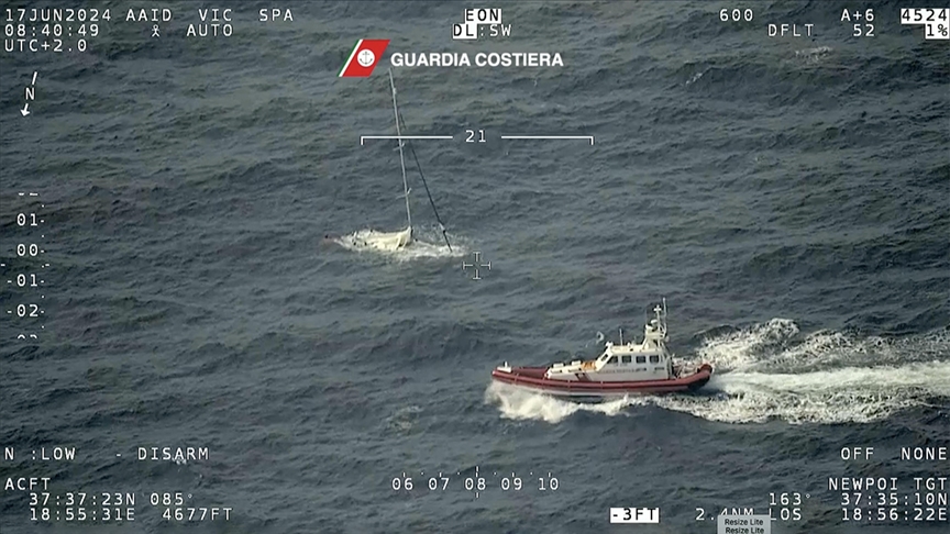 Akdeniz'deki iki düzensiz göçmen faciasında 10 kişi teknede ölü bulundu, onlarcası kayboldu