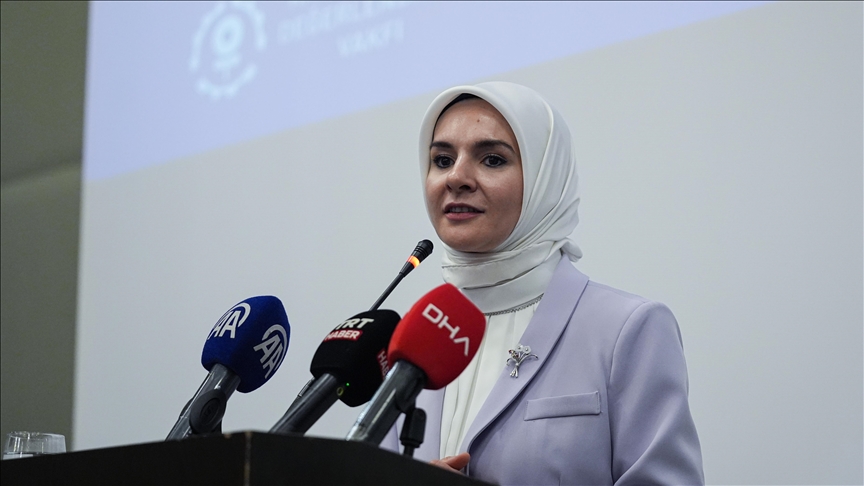 Aile ve Sosyal Hizmetler Bakanlığından çocuklara zararlı 2 bin 158 dijital içeriğe müdahale