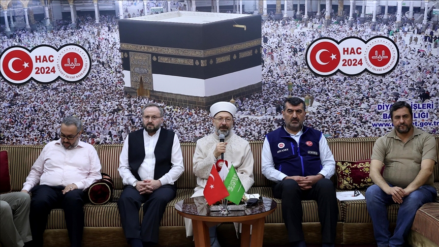 Diyanet İşleri Başkanı Erbaş'tan "Diyanet'in Türkleri Suudi Arabistan'a şikayet ettiği" iddiasına tepki