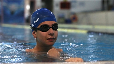 14 yaşındaki milli yüzücü Baran'ın hedefi 4 yıl sonraki paralimpik oyunları