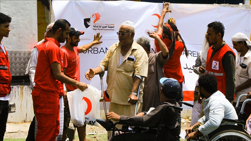 Turkish Red Crescent distributes meat aid to 6,000 Yemeni families for Eid Al-Adha