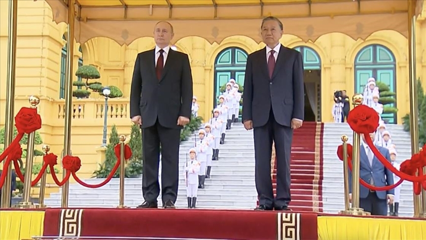 Russia, Vietnam sign 15 documents aimed at expanding bilateral ...