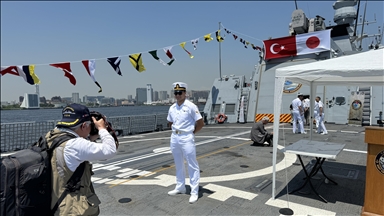 يابانيون: سعيدون بزيارة الفرقاطة التركية "قينالي أدا" لبلادنا
