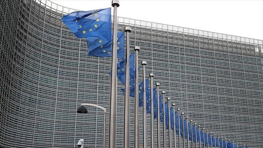 EU gives green light to accession talks with Moldova, Ukraine
