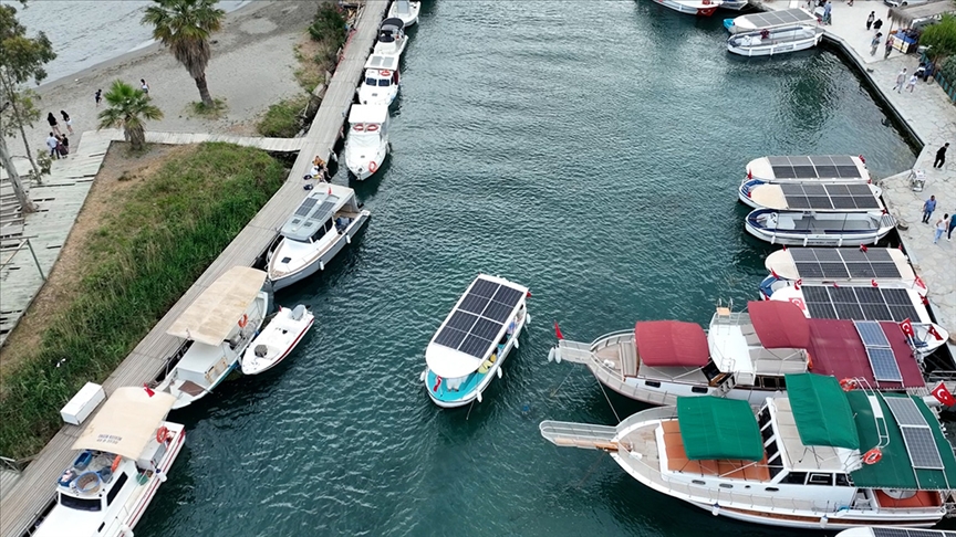 Muğla Akyaka Kadın Azmağı'nda "çevre dostu" tekneler hizmet verecek