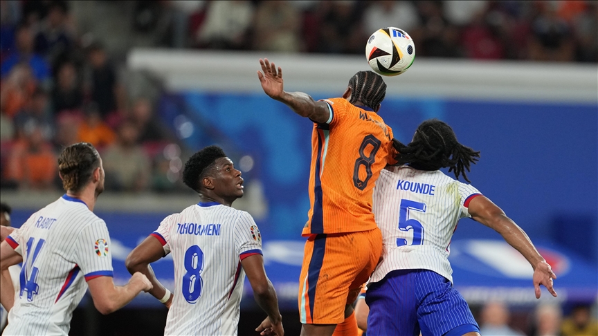 قدم.. التعادل السلبي يحسم لقاء فرنسا وهولندا في "يورو 2024"