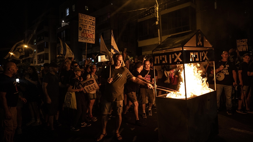 Thousands of Israelis protest Netanyahu government, demand prisoner swap with Palestinian factions