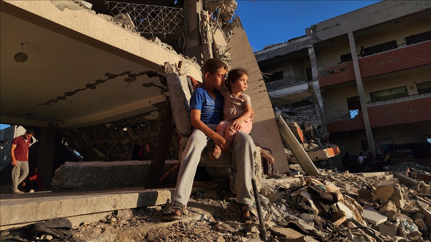 BM yetkilisi, Gazze'de yarım milyon öğrencinin eğitimden mahrum bırakılmasının "korkunç" olduğunu söyledi 