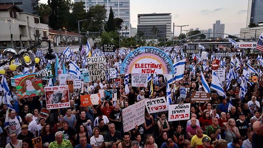 احتجاجات إسرائيلية تطالب باستقالة الحكومة وانتخابات مبكرة