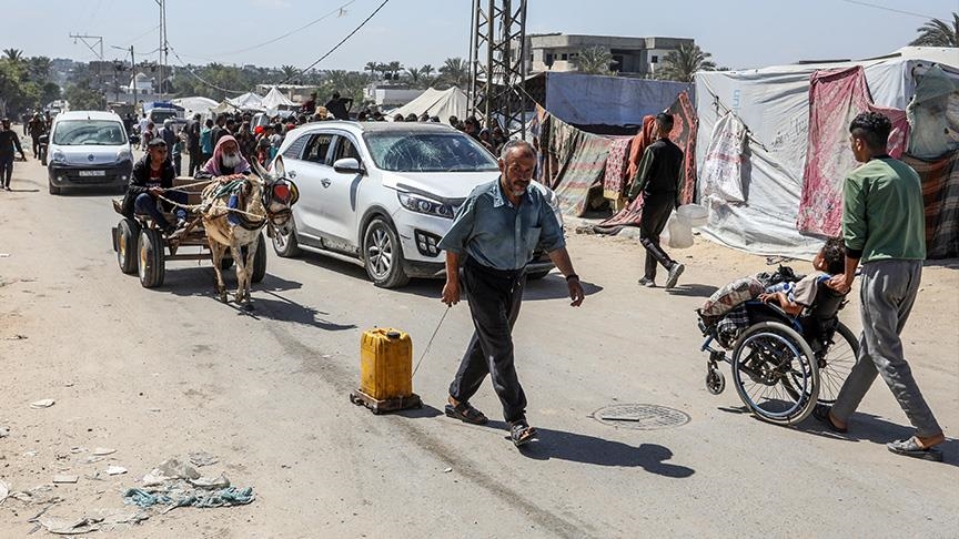 رئيس بلدية دير البلح للأناضول: أوضاع وسط غزة فاقت حد الكارثة (مقابلة)