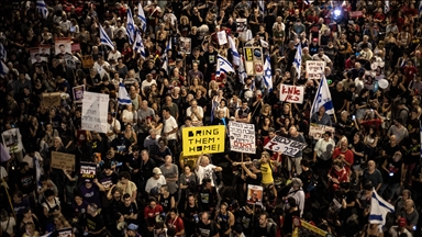 Israeli protesters in Tel Aviv demand gov't resignation, early elections