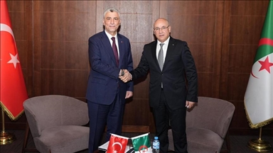 La coopération stratégique au menu de la rencontre du ministre turc du Commerce avec son homologue algérien