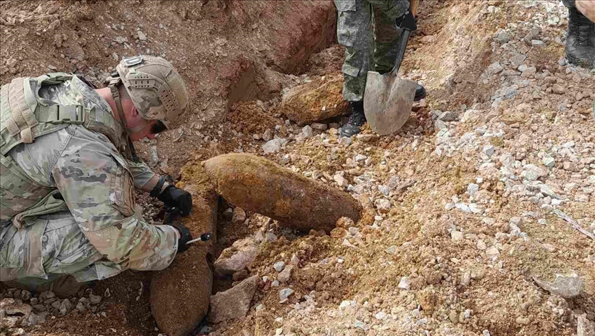 Kosovë, gjatë punimeve në rrugë zbulohen bomba të Luftës së Dytë Botërore