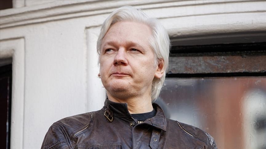 Wikileaks founder Julian Assange strikes plea deal with US authorities