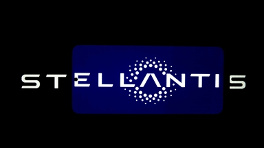 Stellantis threatens to halt production in UK over electric vehicle row