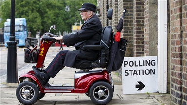 İngiltere'de seçim tarihi üzerine bahis oynayan polis memuru sayısı 6'ya yükseldi