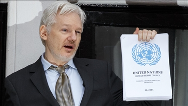 WikiLeaks founder Julian Assange walks free after pleading guilty to espionage