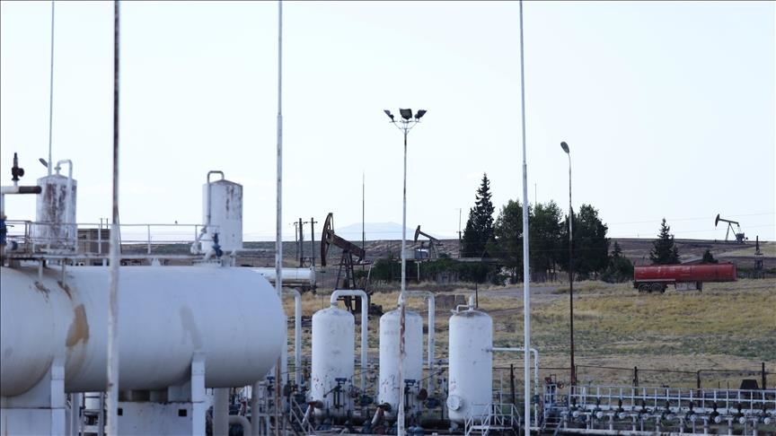 Le PKK/YPG confisque aux Syriens un pétrole d'une valeur de 2,5 milliards de dollars par an