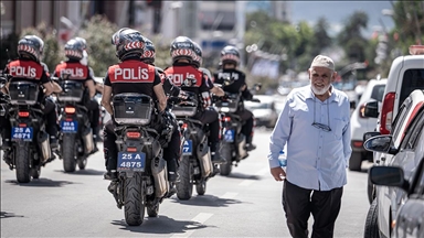Polis "Huzurum Erzurum" sloganıyla kentte asayiş denetiminde