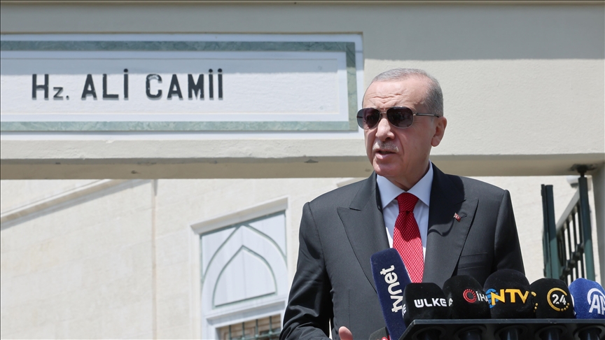 Ердоган: Не постои причина да не се обноват односите меѓу Анкара и Дамаск