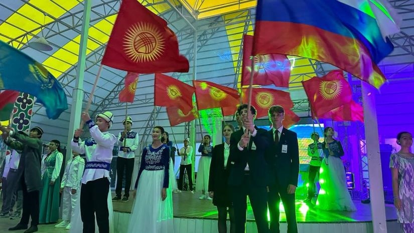 В Кыргызстане проходит форум «Дети Содружества»