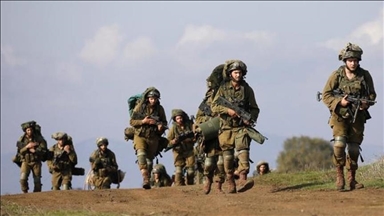 إخلاء 200 جندي إسرائيلي من قاعدة بالضفة إثر اندلاع حريق قربها