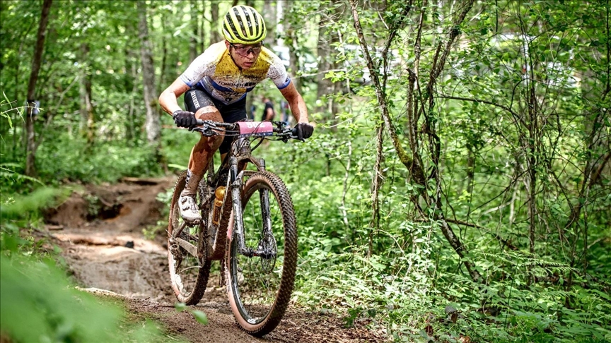 Biciklistkinja Lejla Njemčević ostvarila pobjedu karijere na Svjetskom kupu u Francuskoj