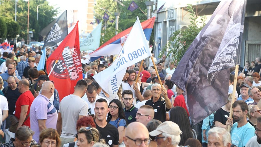 Бројни граѓани протестираа против проектот за ископ на литиум во Србија
