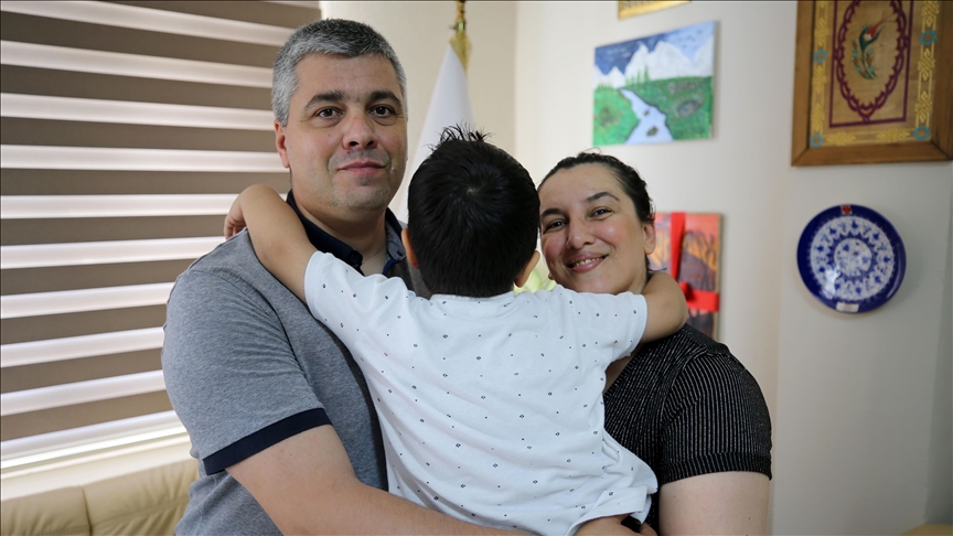 Koruyucu ailenin 20 yıllık evlat hasreti "Aras" ile sona erdi