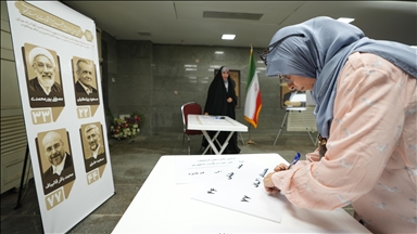 Reformistički kandidat Pezeshkian vodi na predsjedničkim izborima u Iranu
