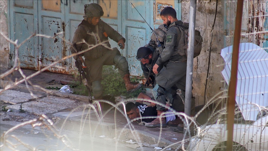 Izraelski vojnici pritvorili još 20 Palestinaca tokom racija na Zapadnoj obali