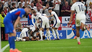 England advance to EURO 2024 quarterfinal after beating Slovakia 2-1 in extra time