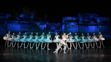 7. Uluslararası Efes Opera ve Bale Festivali, Kuğu Gölü Balesi ile başladı