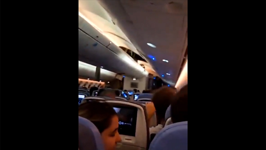 İspanya'dan Uruguay'a giderken türbülanstan Brezilya'ya acil iniş yapan uçaktaki 36 kişi yaralandı