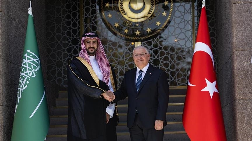 Turkish defense minister meets Saudi counterpart in Ankara