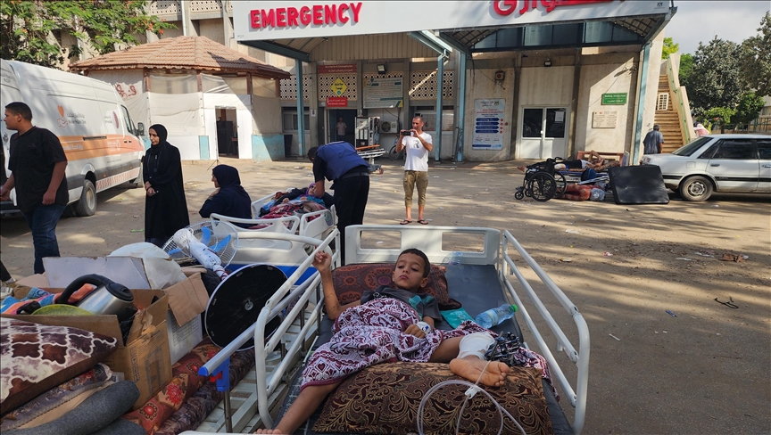 "الصليب الأحمر" يعتزم نقل فريقه الطبي ومرضاه من مستشفى غزة الأوروبي