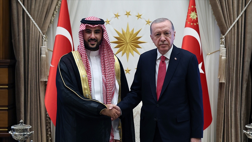 Cumhurbaşkanı Erdoğan, Suudi Arabistan Savunma Bakanı Selman'ı kabul etti