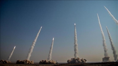 La Corée du Nord teste un “nouveau type de missile balistique“ capable de transporter une ogive de 4,5 tonnes
