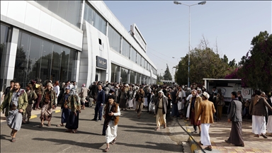 حكومة اليمن: المفاوضات بشأن الأسرى "لا تزال في مرحلتها الأولى"