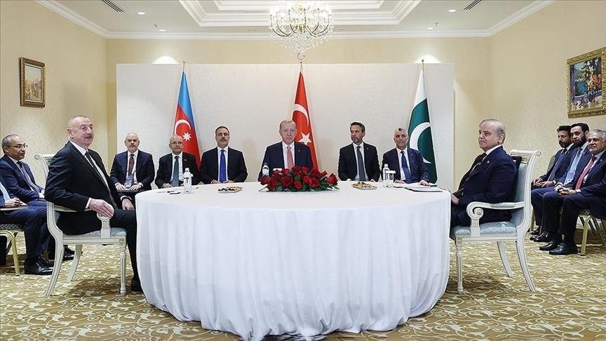 Turkish President Erdogan meets with Azerbaijani, Pakistani leaders in Kazakh capital Astana